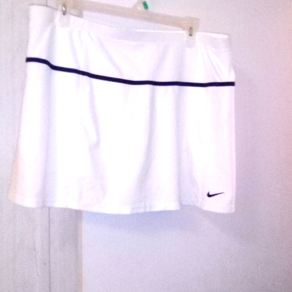 Nike white tennis skirt